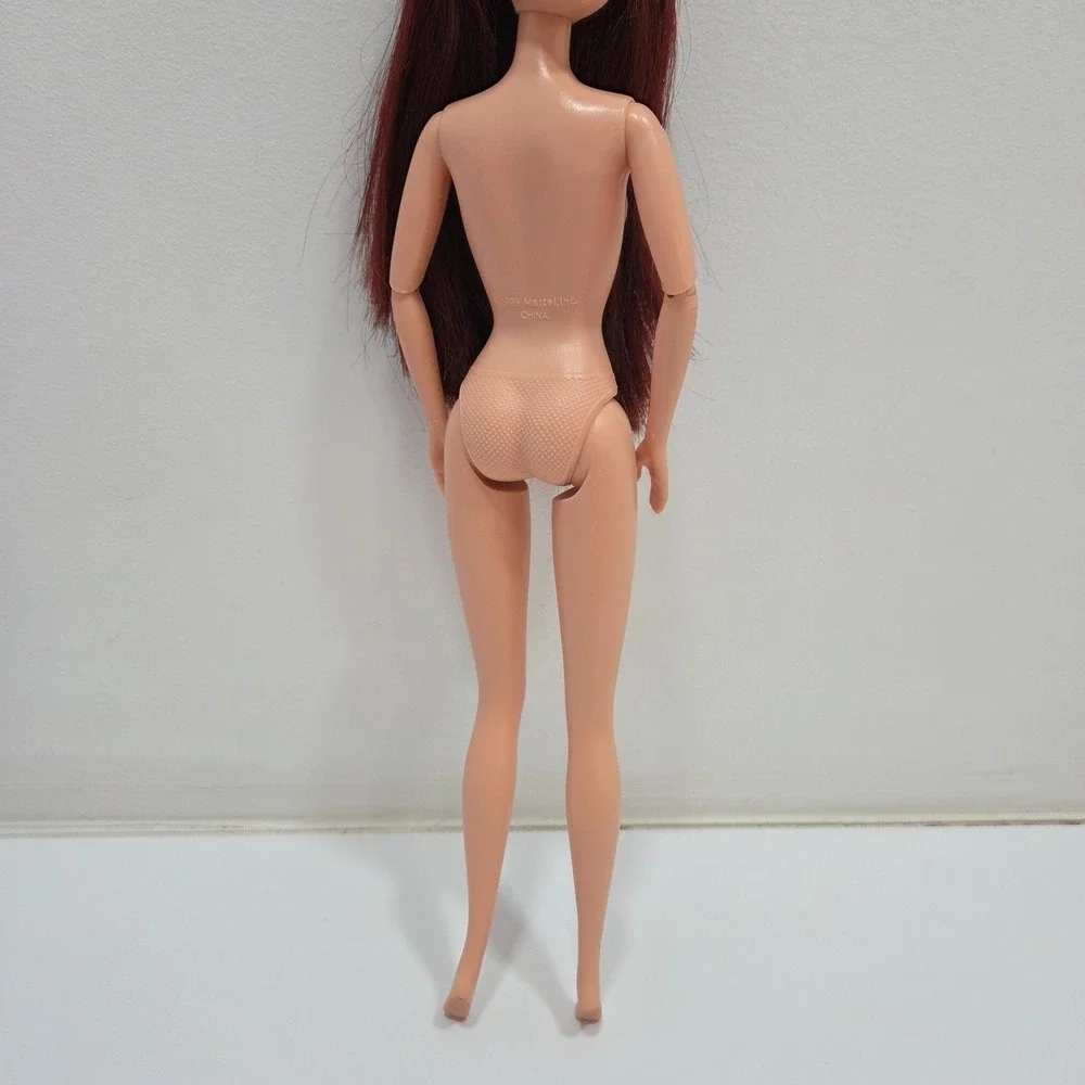 My Scene Chelsea Chillin' Out Barbie Doll Nude Jointed Arms Blue Eyeshadow